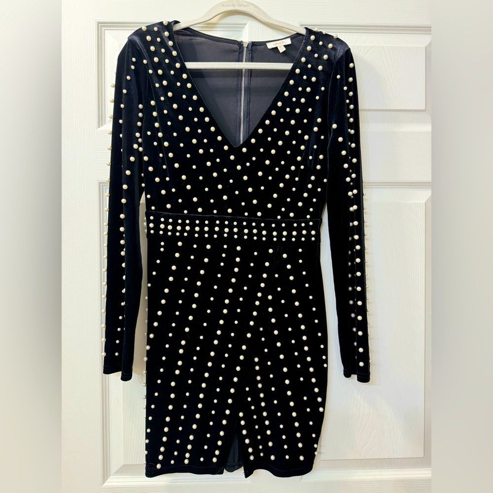 A. Peach Black Velvet Pearl Embroidered Mini Dress Sz M EUC